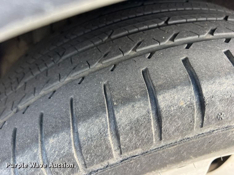 image for item DS2698 2004 Infinity FX35  SUV