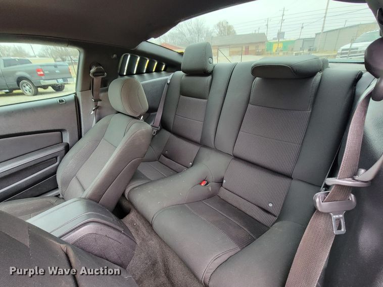 image for item HG9371 2014 Ford Mustang