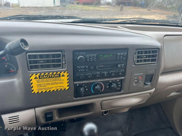 image for item ID9277 2004 Ford F550 Super Duty  dump flatbed truck