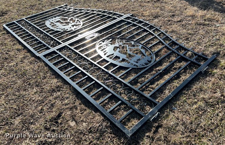 image for item ID9439 14' W steel gate