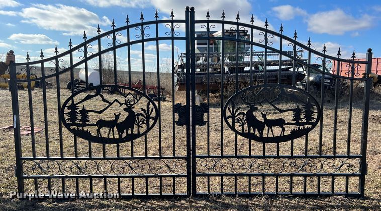 image for item ID9439 14' W steel gate