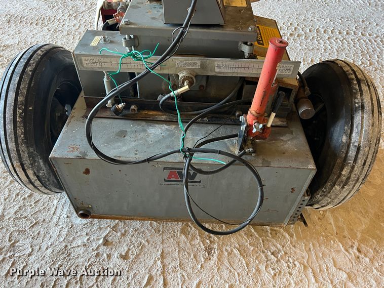 image for item ID9441 AW 200  dynamometer