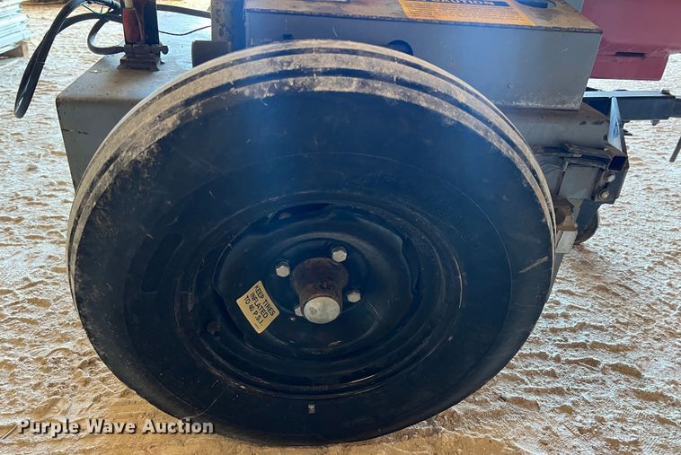 image for item ID9441 AW 200  dynamometer