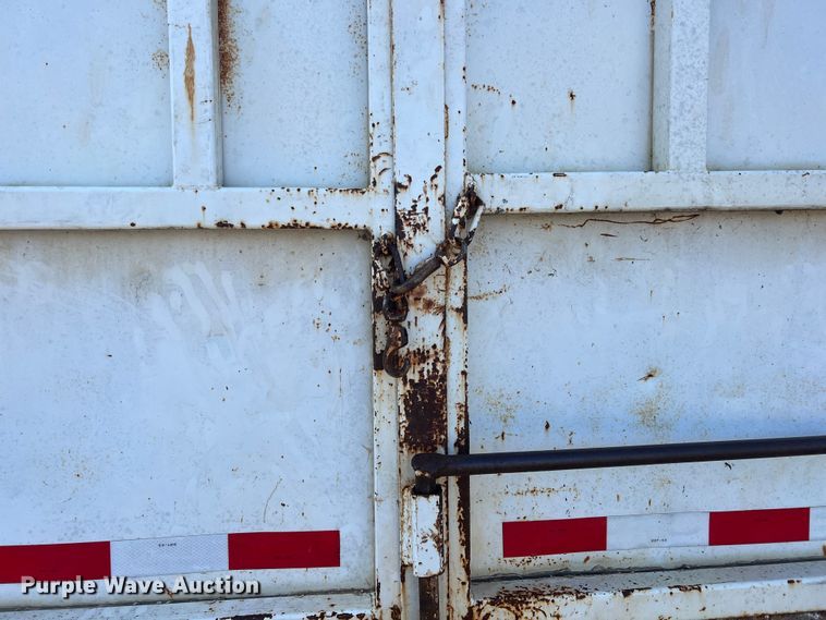 image for item ID9478 1988 Ford F700  dump truck