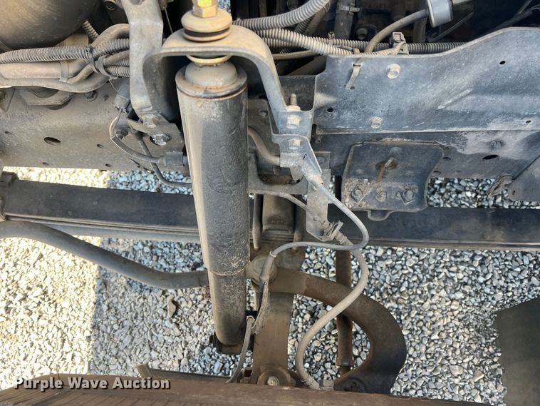 image for item ID9479 2007 Isuzu NPR  sprayer truck