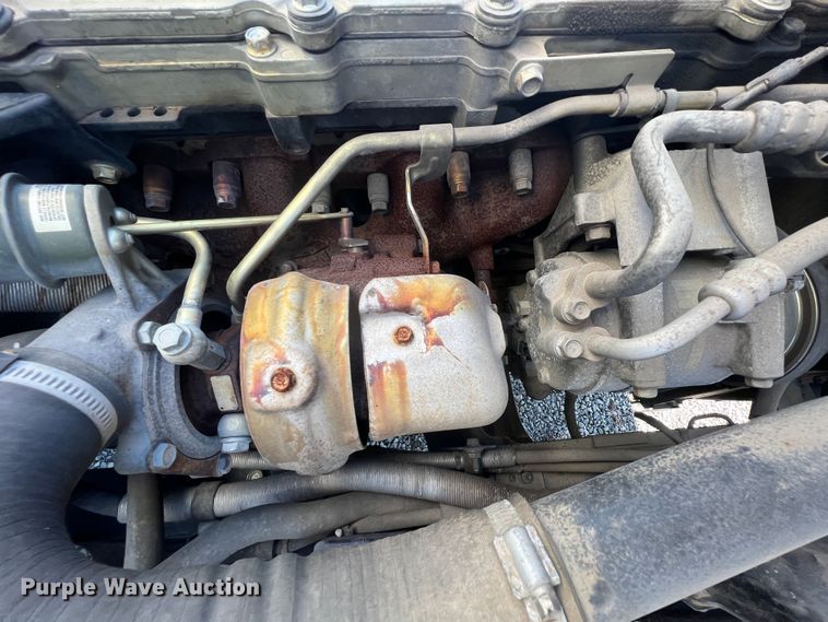 image for item ID9479 2007 Isuzu NPR  sprayer truck