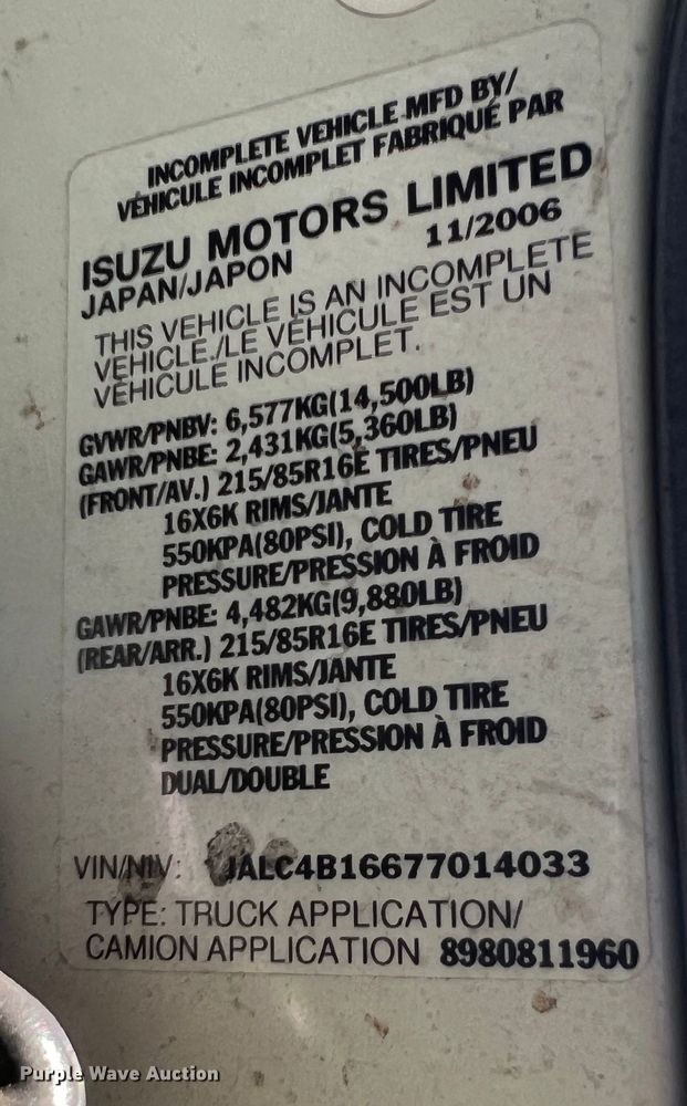 image for item ID9479 2007 Isuzu NPR  sprayer truck