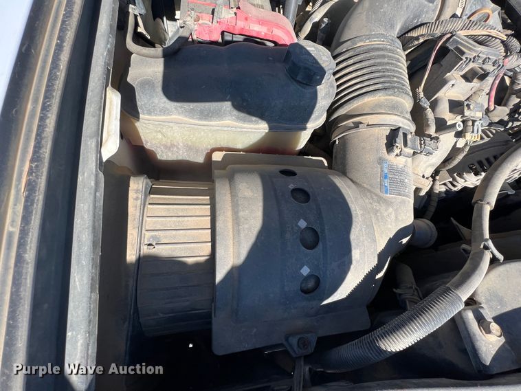 image for item ID9480 2007 Chevrolet 3500HD  utility bed pickup truck