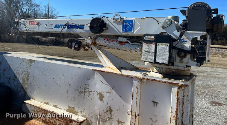 image for item ID9480 2007 Chevrolet 3500HD  utility bed pickup truck