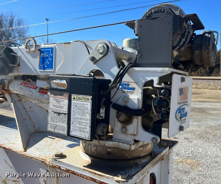 image for item ID9480 2007 Chevrolet 3500HD  utility bed pickup truck