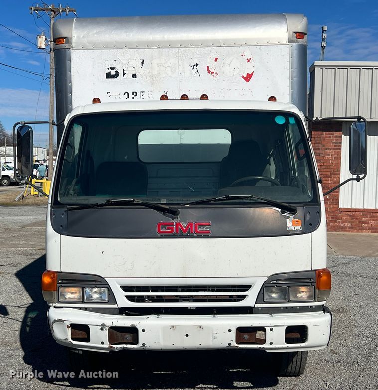 image for item ID9481 1999 GMC W4500  box truck