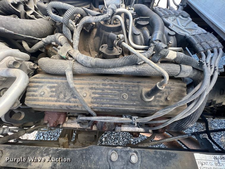 image for item ID9481 1999 GMC W4500  box truck