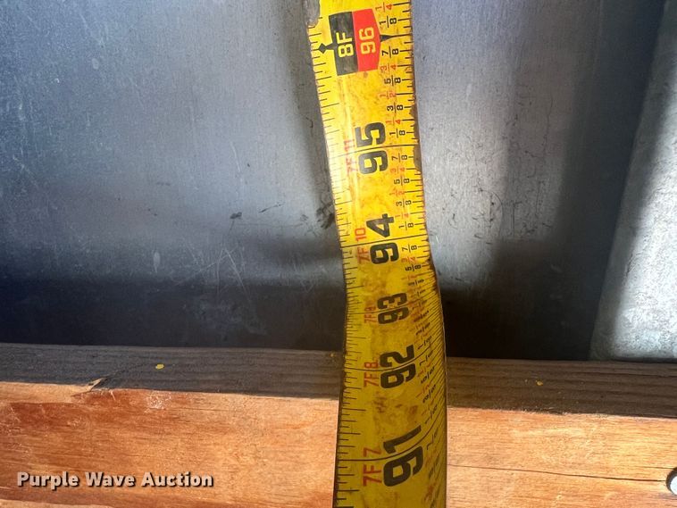 image for item ID9481 1999 GMC W4500  box truck