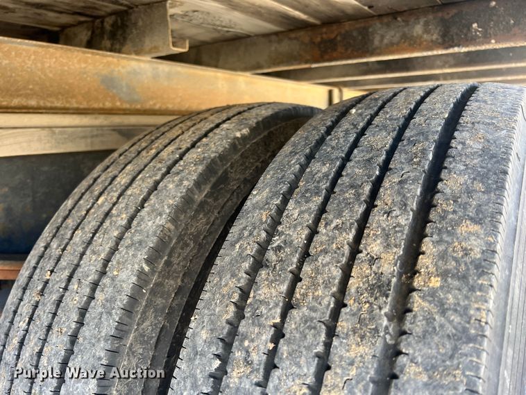 image for item ID9481 1999 GMC W4500  box truck