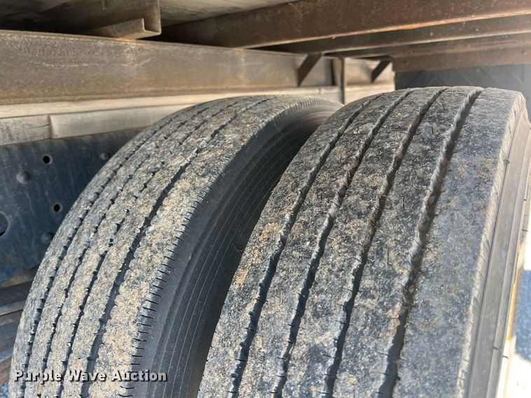 image for item ID9481 1999 GMC W4500  box truck