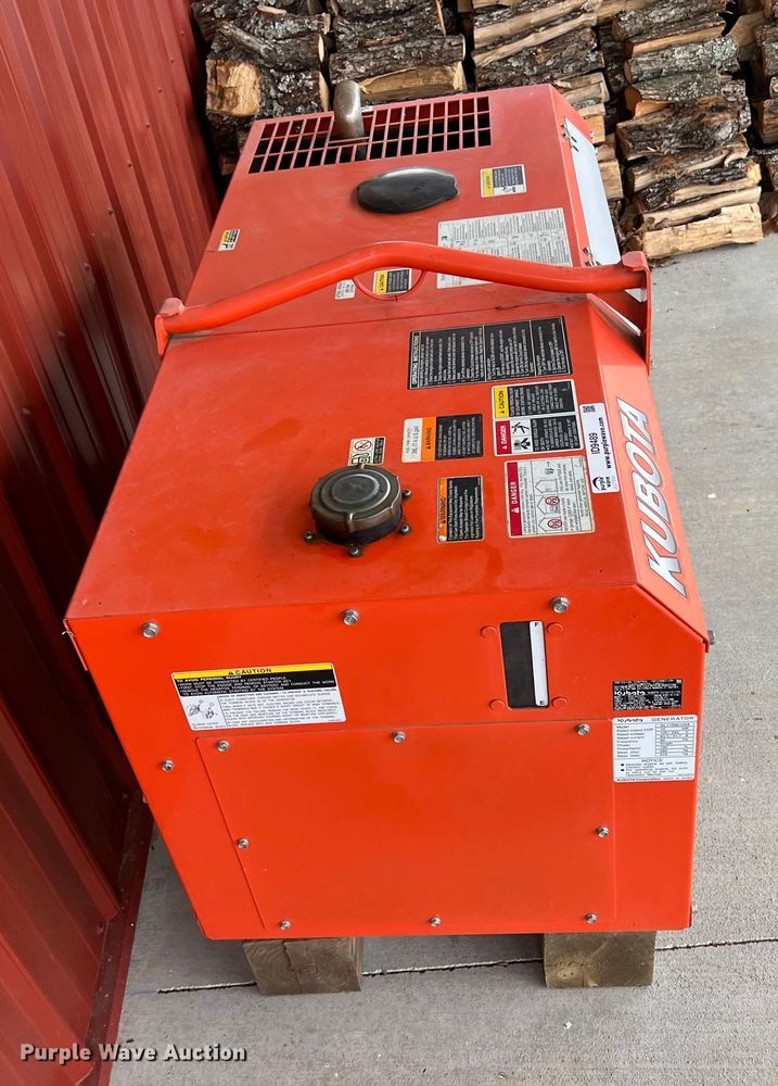 image for item ID9489 Kubota Lowboy II  generator