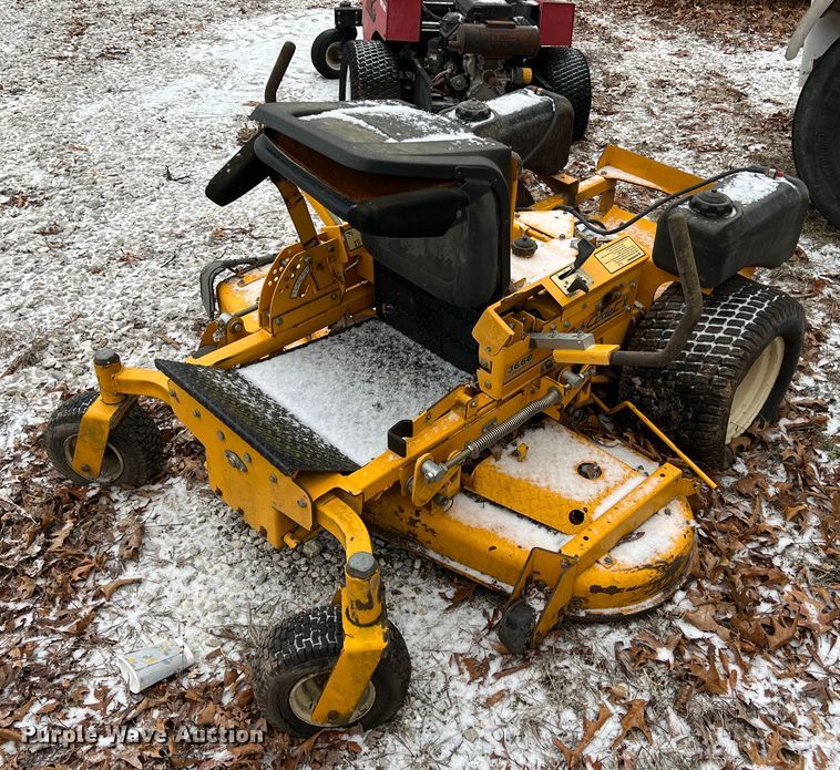 image for item ID9493 (2) ZTR lawn mowers