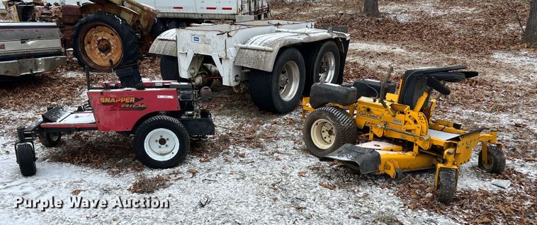 image for item ID9493 (2) ZTR lawn mowers