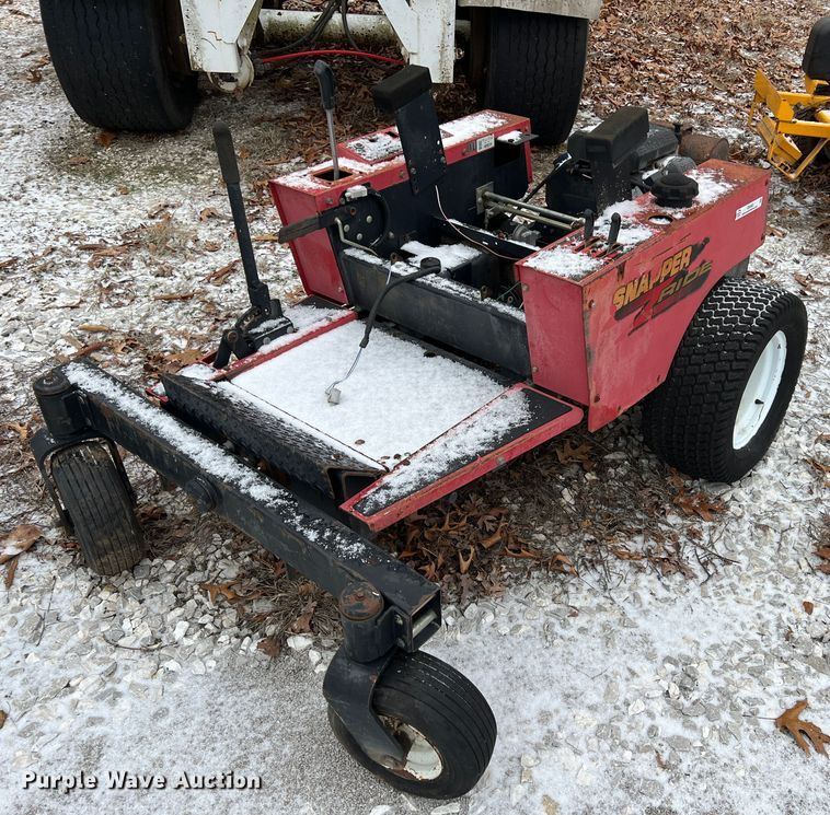 image for item ID9493 (2) ZTR lawn mowers