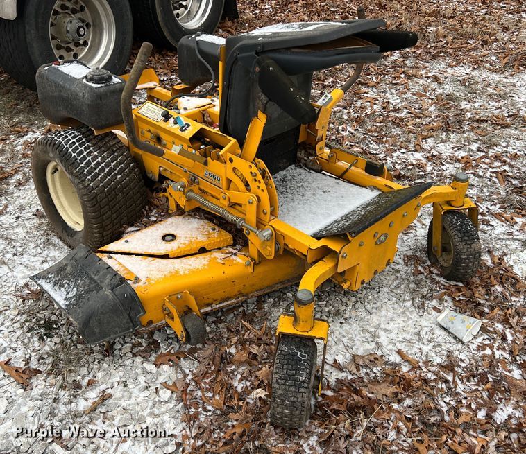 image for item ID9493 (2) ZTR lawn mowers