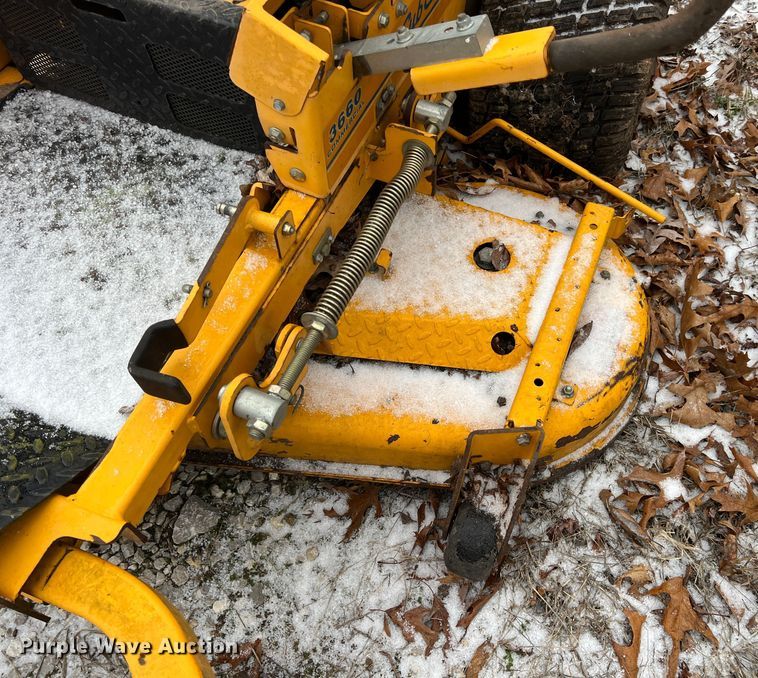 image for item ID9493 (2) ZTR lawn mowers