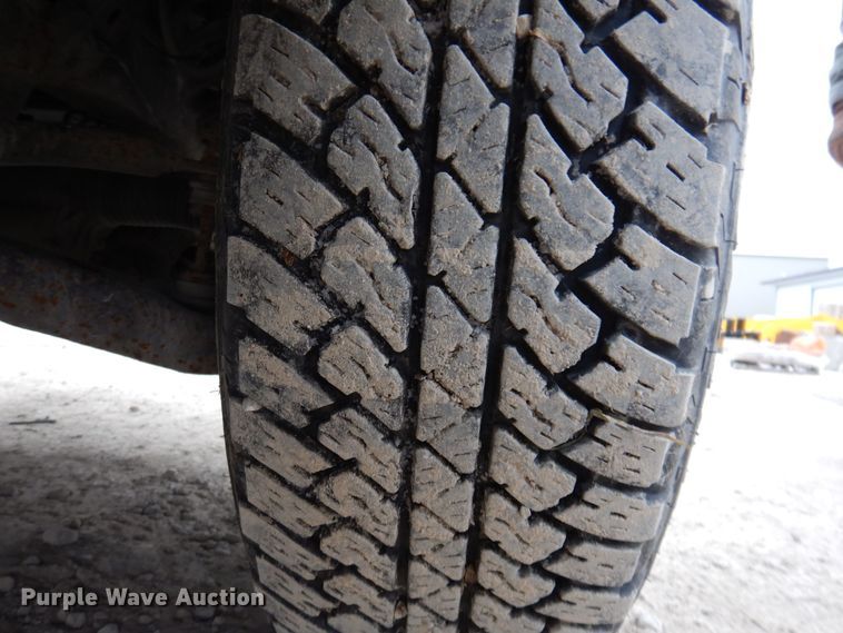 image for item IO9352 2012 Ford F150 XL  Ext. Cab pickup truck