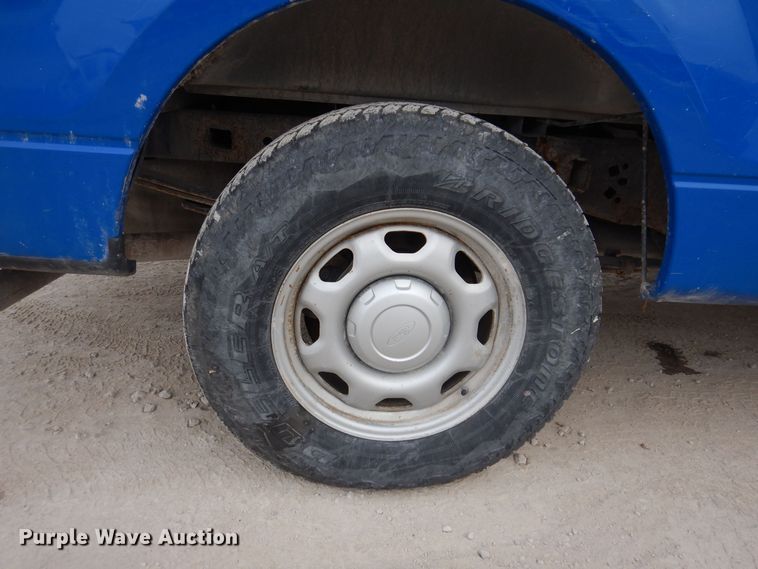 image for item IO9352 2012 Ford F150 XL  Ext. Cab pickup truck