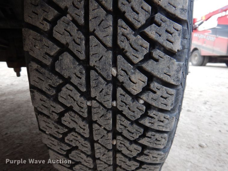 image for item IO9352 2012 Ford F150 XL  Ext. Cab pickup truck