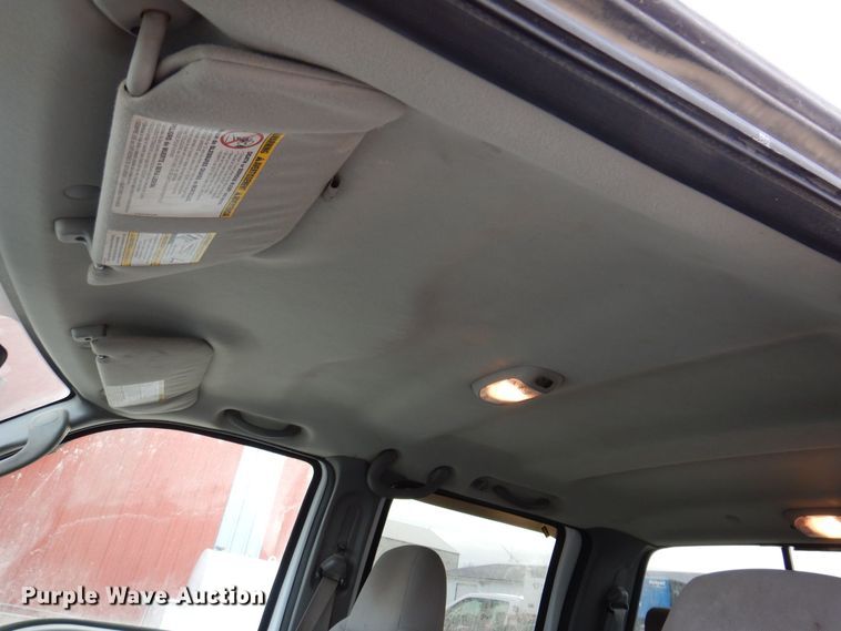 image for item IO9353 2007 Ford F250 XLT  Crew Cab pickup truck