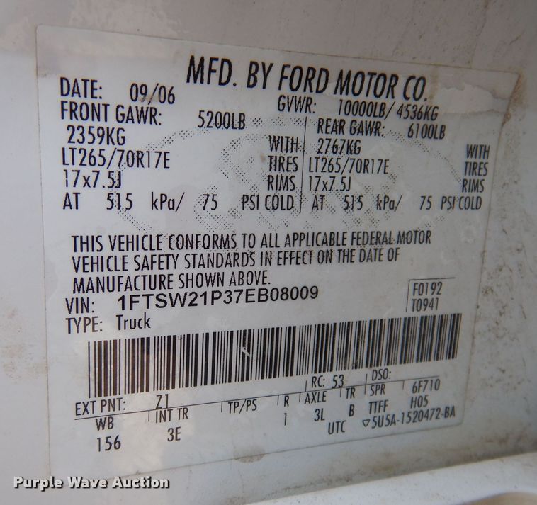 image for item IO9353 2007 Ford F250 XLT  Crew Cab pickup truck