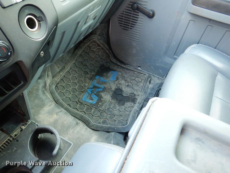 image for item IO9354 2015 Ford F350  pickup truck