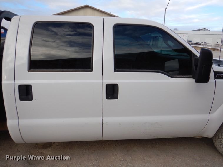 image for item IO9354 2015 Ford F350  pickup truck