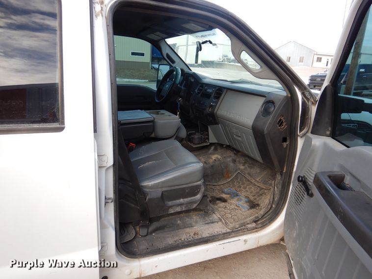 image for item IO9354 2015 Ford F350  pickup truck