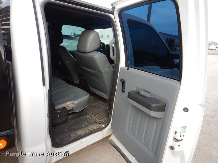 image for item IO9354 2015 Ford F350  pickup truck