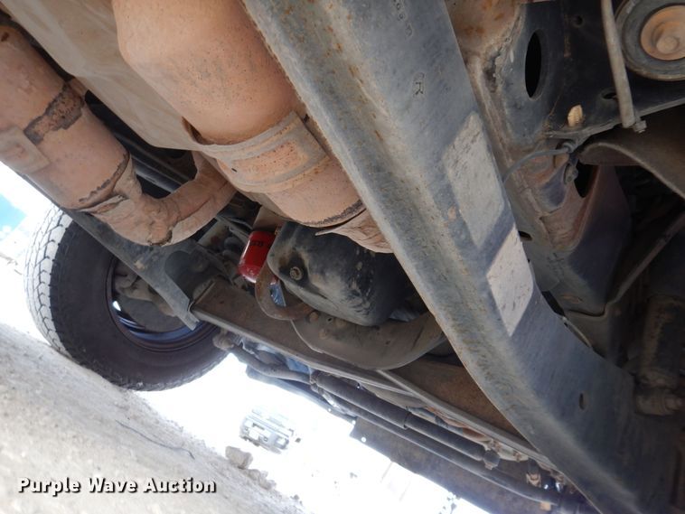 image for item IO9354 2015 Ford F350  pickup truck