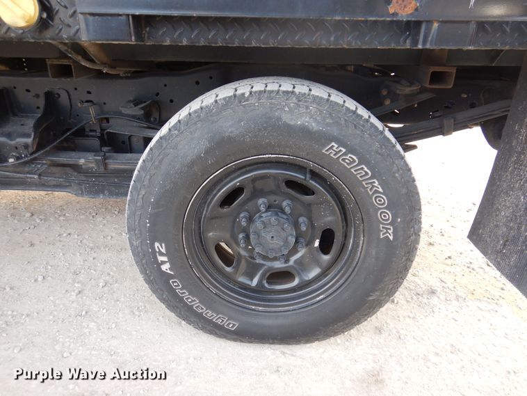 image for item IO9354 2015 Ford F350  pickup truck