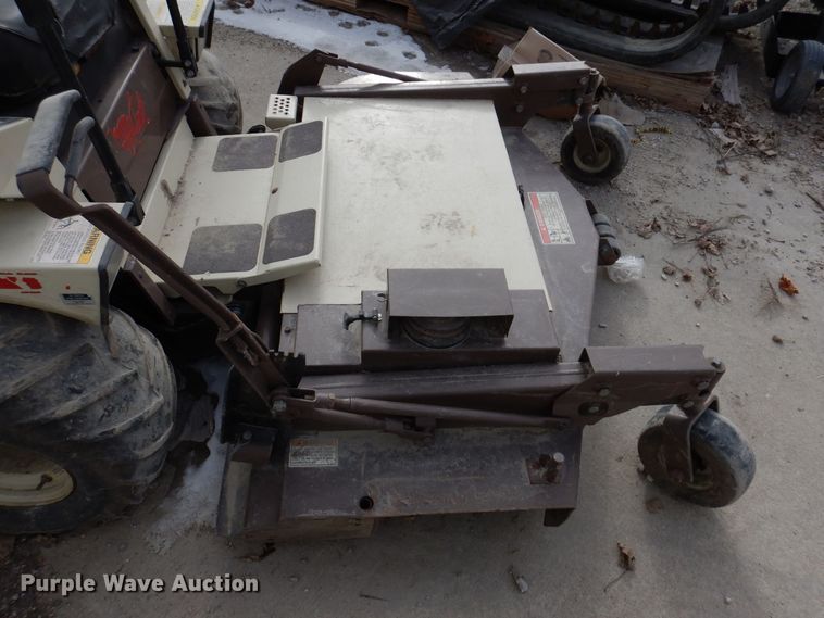 image for item IO9356 Grasshopper 9561S  lawn mower