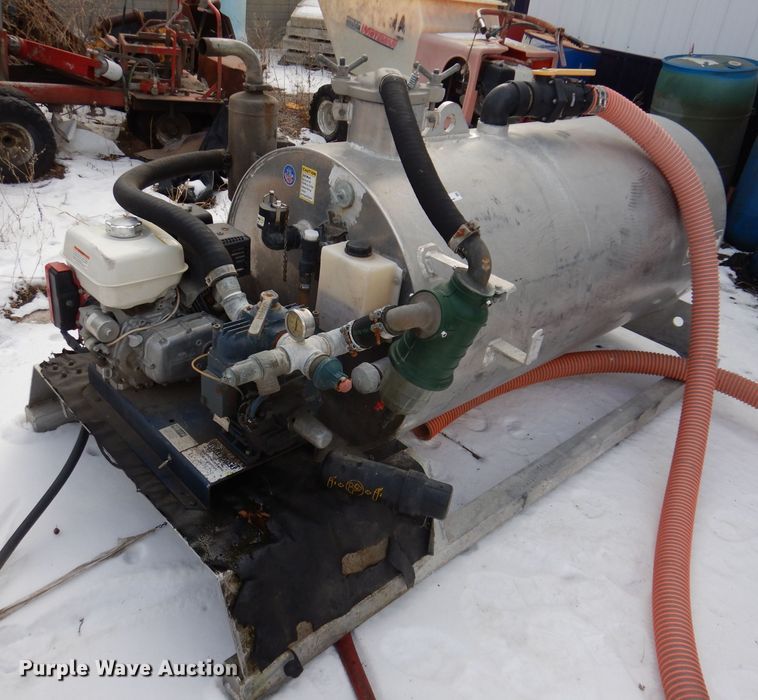 image for item IO9357 2008 Masport  Vacuum pump