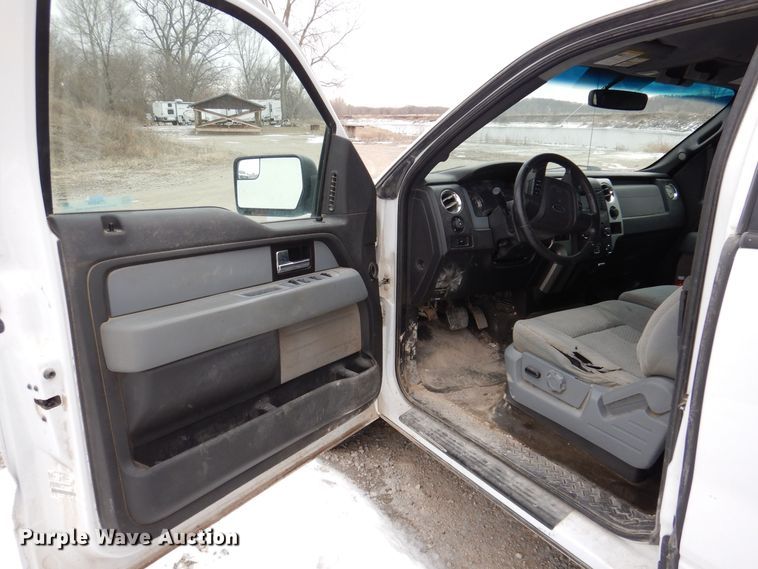 image for item IO9359 2014 Ford F150  SuperCab pickup truck