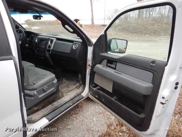 image for item IO9359 2014 Ford F150  SuperCab pickup truck