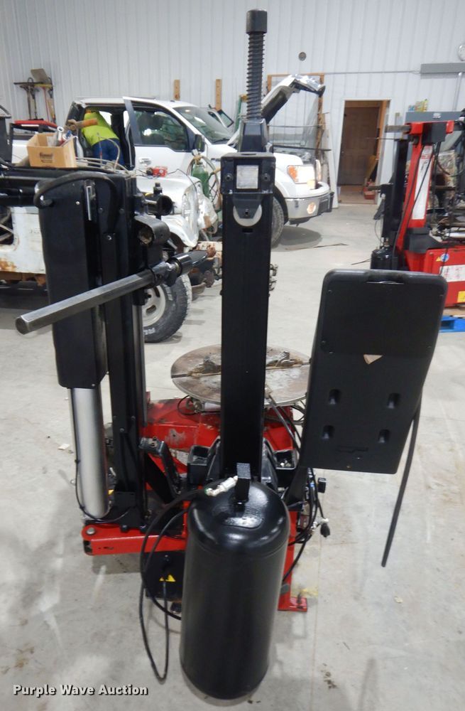 image for item IO9366 Snap-on  tire machine