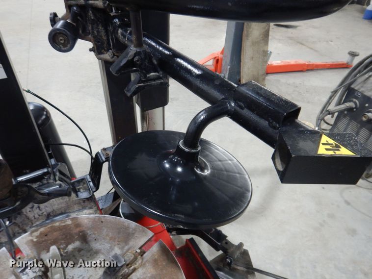 image for item IO9366 Snap-on  tire machine