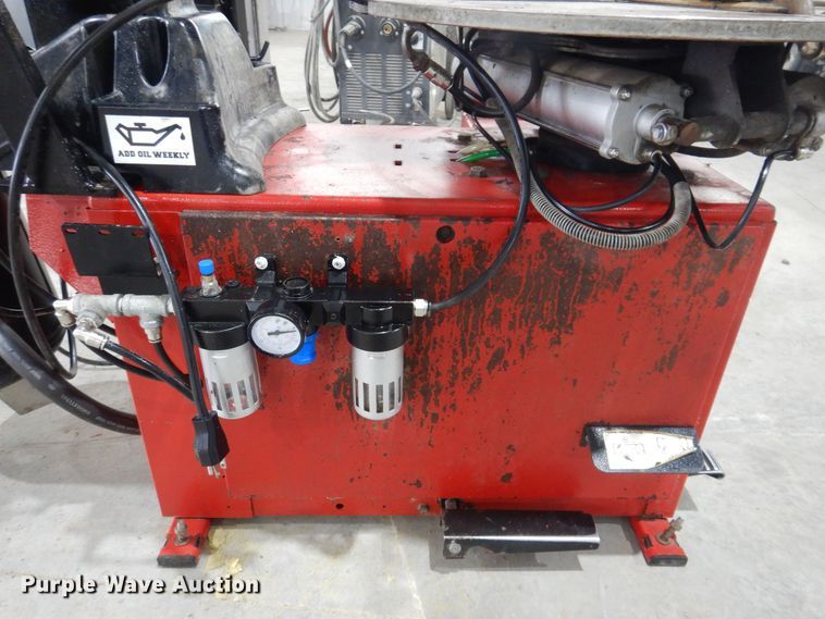 image for item IO9366 Snap-on  tire machine