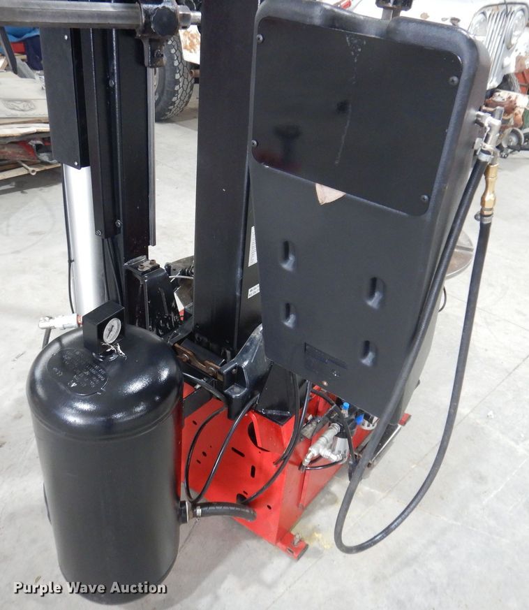 image for item IO9366 Snap-on  tire machine