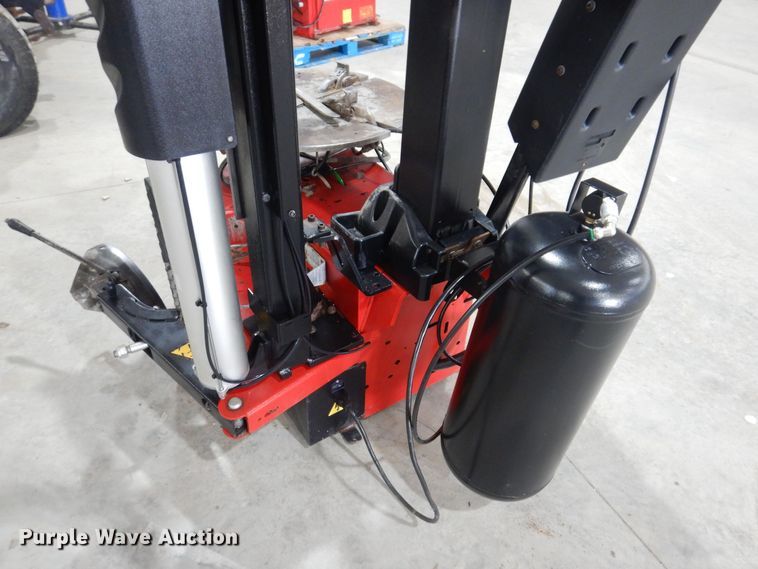 image for item IO9366 Snap-on  tire machine