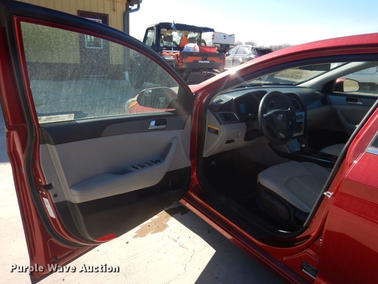 image for item IO9370 2015 Hyundai Sonata