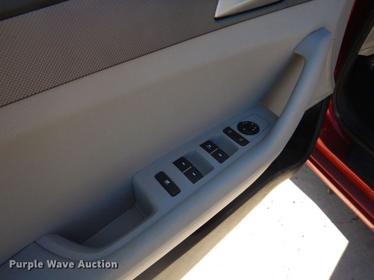 image for item IO9370 2015 Hyundai Sonata