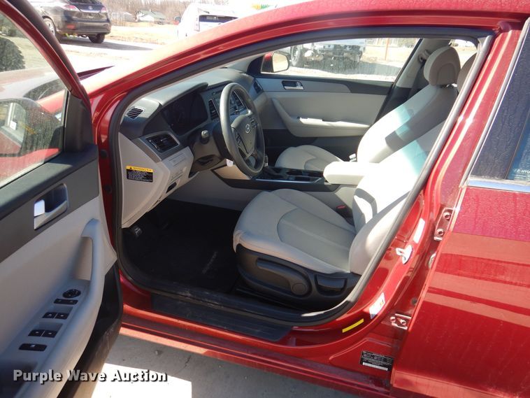 image for item IO9370 2015 Hyundai Sonata