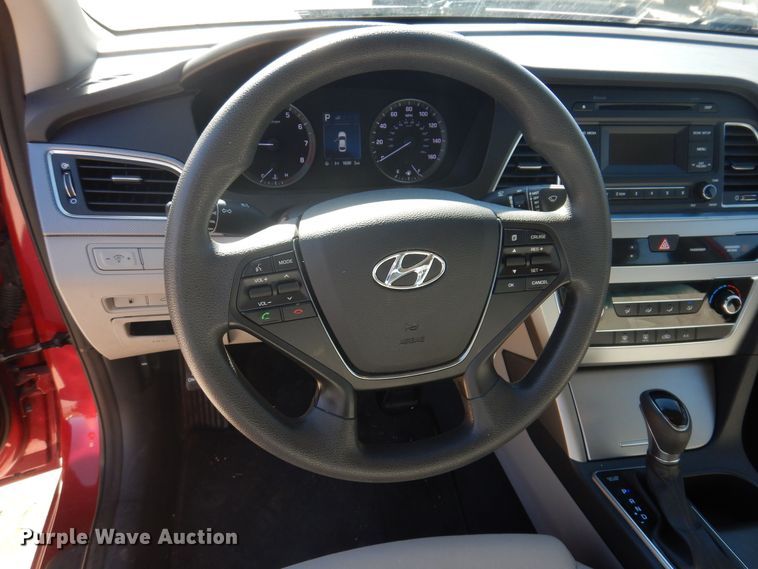 image for item IO9370 2015 Hyundai Sonata