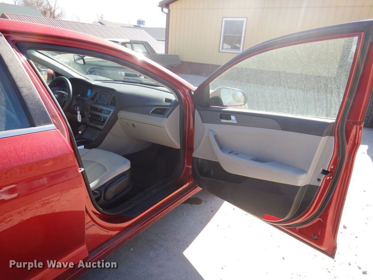 image for item IO9370 2015 Hyundai Sonata